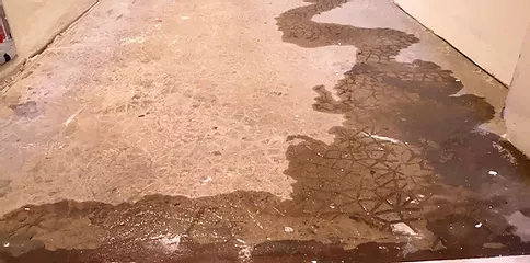 Ecoulement d'eau au sol